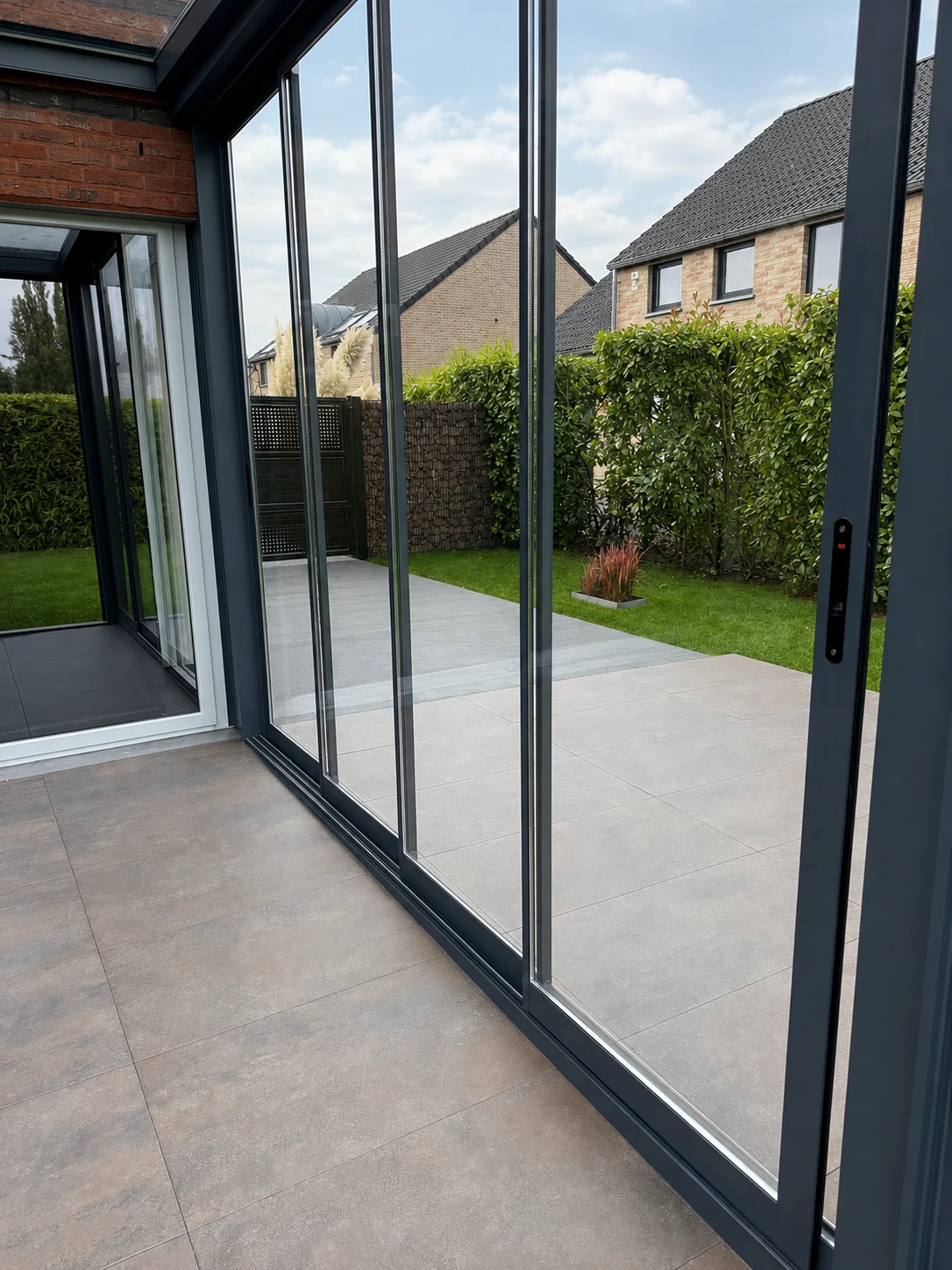Impression: Ecke der Terrasse mit Sirius Elementen